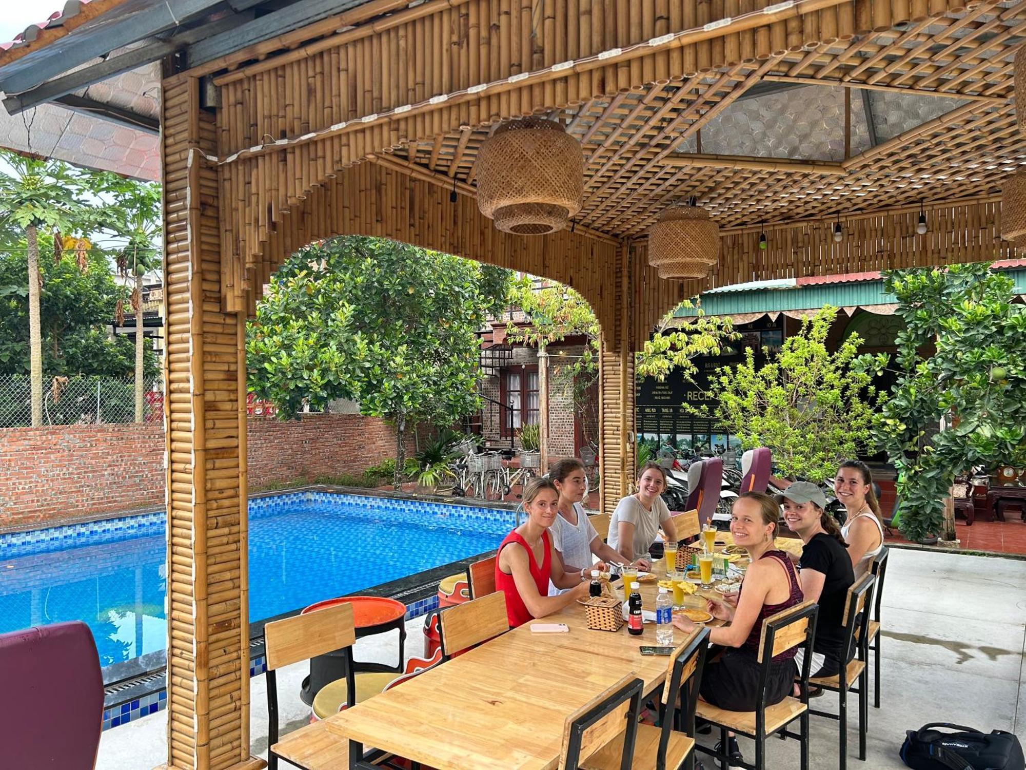 Tam Coc Cuong Hieu Homestay Нин Бин Екстериор снимка
